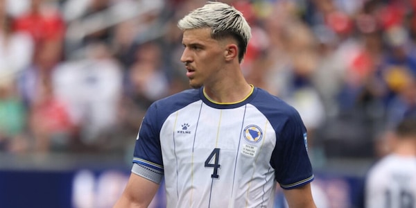 Difesa Juve, Kelly finisce sul mercato: Carnevali è pronto per il doppio colpo mancino