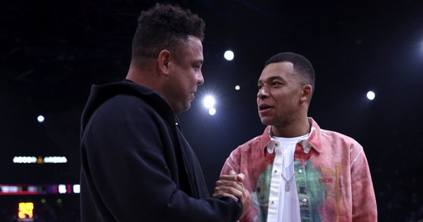Ronaldo ha scelto: “Mbappé ricorda me stesso al top. Lui e Messi meritano di essere…”