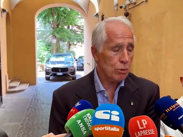 Malagò: "Stadio della Roma? Attendiamo i documenti"