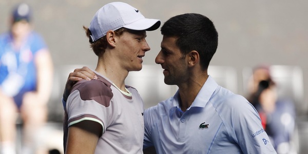 Sinner, la prima volta contro Mochizuki e la semifinale 'old style' contro Djokovic