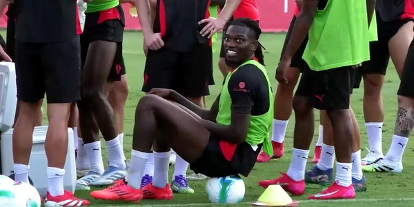 Leao, il futuro è lontano dal Milan