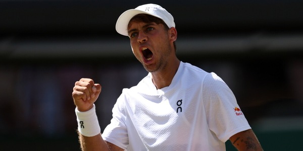 Cobolli show, De Minaur ko in tre set: l'azzurro è ai quarti di finale di Wilmbledon