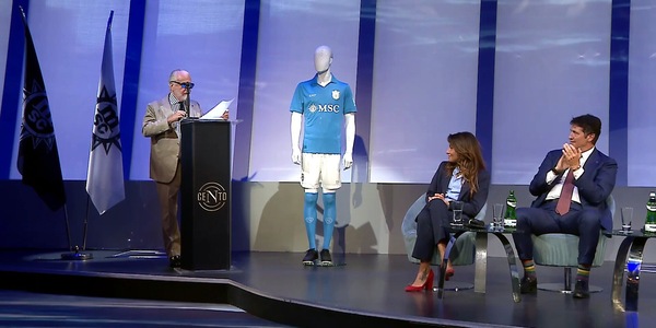 La commozione di De Laurentiis parlando di Napoli e della sua famiglia