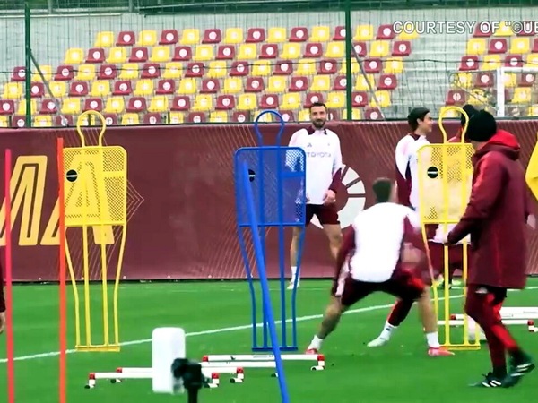 De Rossi: è caccia a Dovbyk