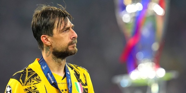 Inter, pensieri Acerbi: “Morti sul 5-0 Psg, la finale con il City rode di più”