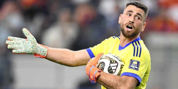 Portiere per pigrizia, il Trofeo Zamora e il primo regista della Spagna: la storia di Unai Simon