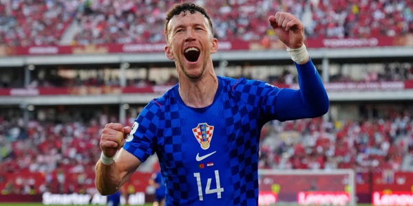 Perisic, Inter per sempre! Chivu lo chiama, Oaktree permettendo...