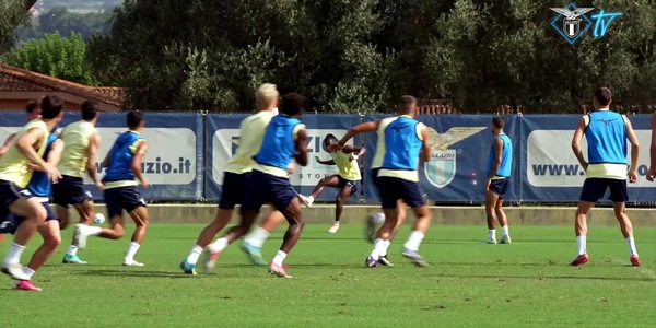 Lazio, Gattuso dirige l'allenamento mattutino