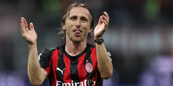 Modric-Milan, avanti insieme: ufficiale il rinnovo del contratto, il comunicato del club