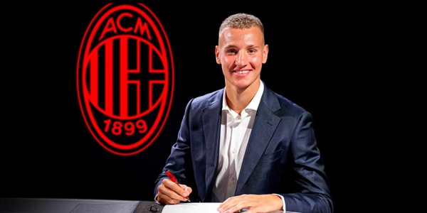 Il Milan blinda Camarda e Comotto, rinnovi ufficiali: i dettagli e i comunicati