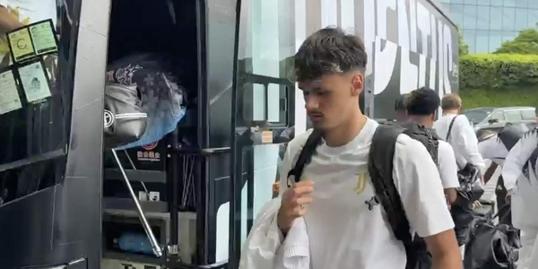 Da Spalletti e Chiellini a Kolo Muani e Alajbegovic: la Juve a Hong Kong