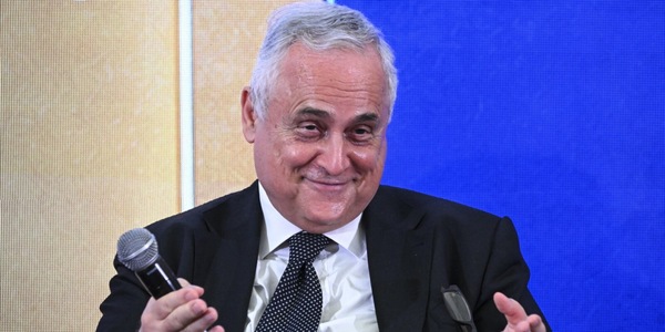 Lazio, addio allo sponsor Polymarket: piattaforma bloccata in Italia