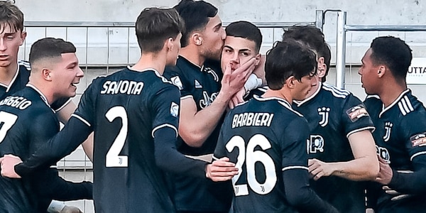L'ex Juve ancora con le valigie in mano. "Via anche in prestito ma con obbligo di riscatto"