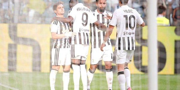 Juve, dura solo un tempo con la Next Gen: invasione di tifosi allo Stadium. A segno Conceicao e McKennie
