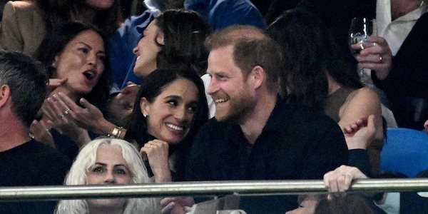 Media, Harry e la moglie Meghan torneranno questo mese a vivere in Gb