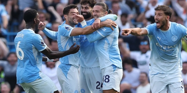Aston Villa umiliato a Brighton, 2-1 City all'ultimo con super Cherki. Liverpool, pari in rimonta a Newcastle