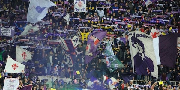 Dalle bandiere a eventi celebrativi, al via festa Firenze per 100 anni Fiorentina