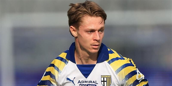 "Nicolussi Caviglia dovrà operarsi", brutte notizie per l'ex Juve ora al Parma: cosa è successo