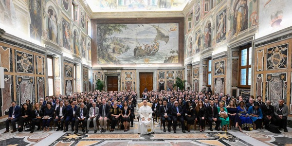 Il Papa, 'con IA rischio bene umanità sacrificato a interessi privati'