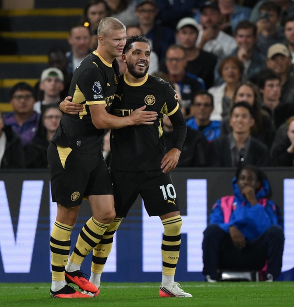 Calcio: il City ne fa quattro al Crystal Palace, doppiette di Haaland e Cherki