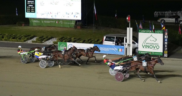 Torino, Inimitable la spunta in volata: suo il 61° Gran Premio Marangoni