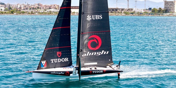 Tudor Alinghi Team - Dalle montagne alla leggenda
