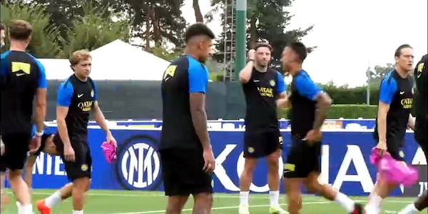 L'ironia di Chivu: "Niente mano, come Lobotka"