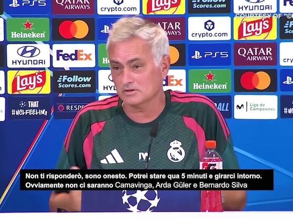 Mourinho, che frecciata: "Emergenza a centrocampo? Forse l'algoritmo parla...italiano"