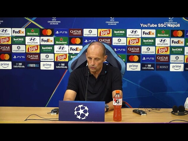 Allegri: "Non cambio modulo per l'Arsenal"