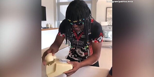 Evra, il buon lunedì al fratello è tutto da ridere