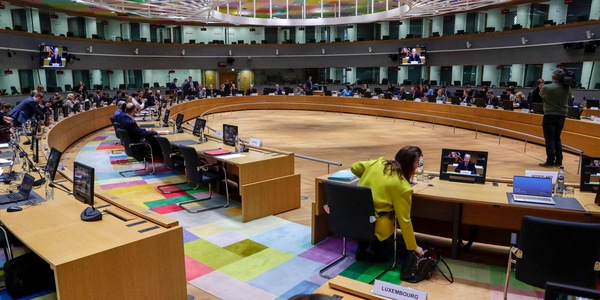 Prorogate le sanzioni a Mosca ma per soli 7 giorni, 'serve più tempo'