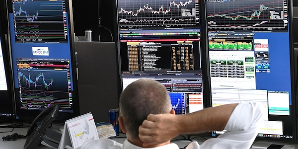 Lo spread tra Btp e Bund chiude in rialzo a 91 punti