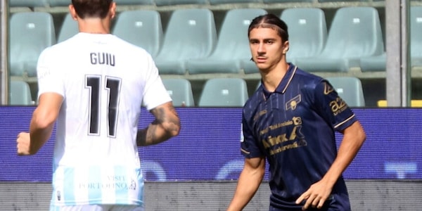 Pari per la Cremonese di Licina, il Palermo rimonta e vola in vetta. Vince la Samp, gioia per Insigne