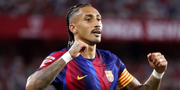 Raphinha show, tripletta e Barcellona a punteggio pieno. Il Borussia guida la Bundesliga, poker del Lione