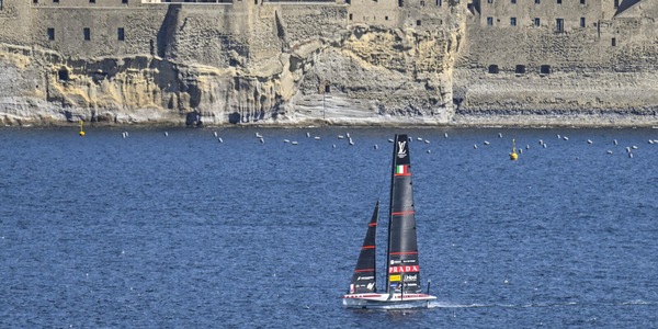 Un evento in mare e a terra