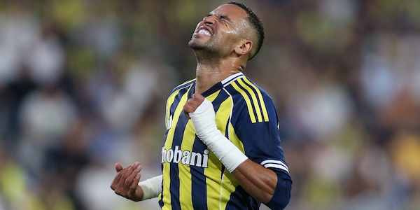 Fenerbahce, mercato bloccato dalla FIFA! C'entra un ex obiettivo Juve: la risposta del club