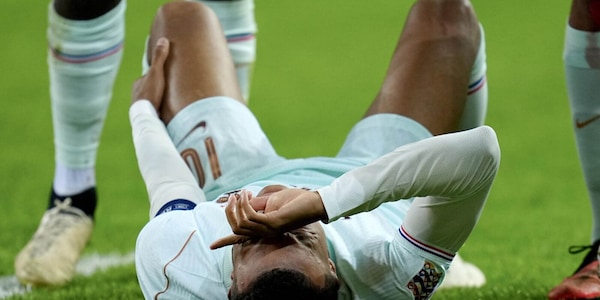 Mbappé ko, in Francia scoppia il caso scarpe: la coincidenza che accende la polemica
