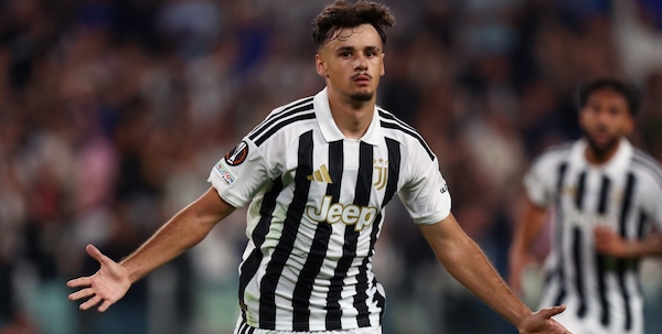 Alajbegovic sopra la media, Spalletti cambia piano: la nuova idea per far esplodere il talento Juve
