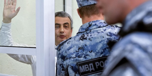 Sanzioni Ue ai 10 russi responsabili dell'esclusione di Yabloko dalle elezioni