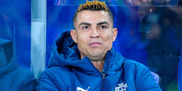 Cristiano Ronaldo lascia il ritiro del Portogallo, poi il post social: "A tempo debito..."