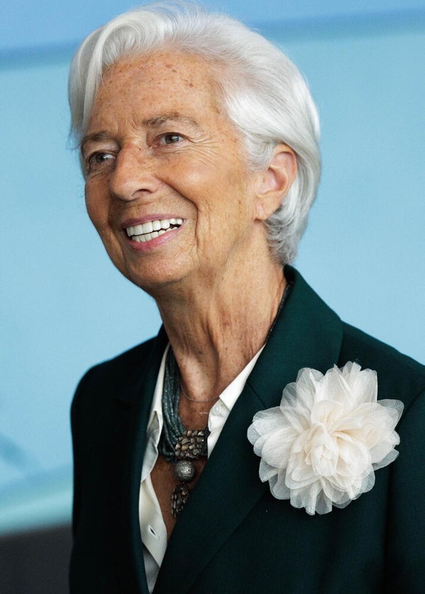 Lagarde, l'Ia porta rischi a finanza, Europa sviluppi proprie capacità