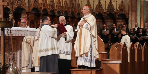 Zuppi, 'cultura della potenza volgare, la pace non dalle armi'