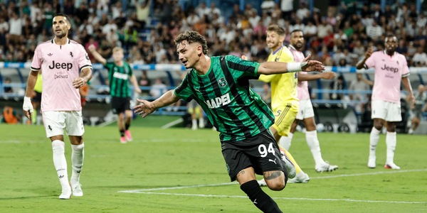 Sassuolo, Sebastiano Esposito pronto per sfidare il Milan