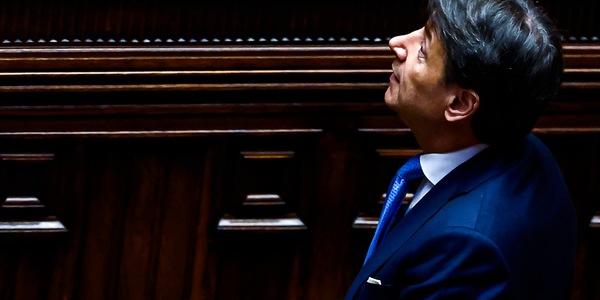 Conte, un attimo dopo l'assemblea Pd tavolo di programma e poi primarie