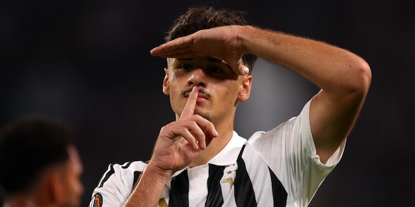 Alajbegovic, denti stretti: come sta verso Cagliari-Juve. Anche la Bosnia si stupisce…

