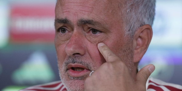 Muorinho scatenato: "Huijsen come un criminale. City e quella vecchia storia, di casi ne avete..."
