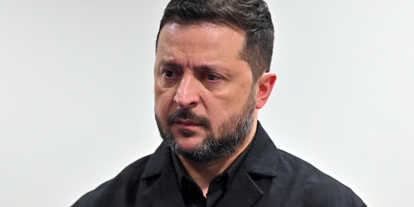 Zelensky, 'revoca delle sanzioni è debolezza, Putin ripagherà diesel con terrore'