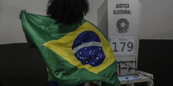 Brasile, Record cancella il dibattito tv tra Lula e Flávio Bolsonaro