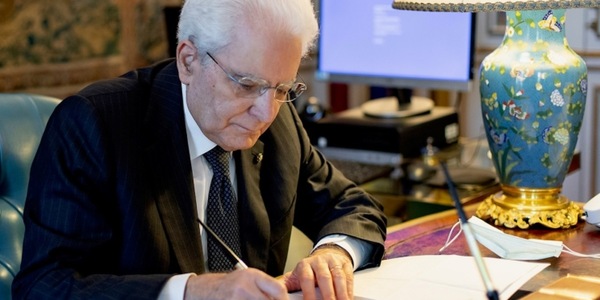 Mattarella, asprezze e contrapposizioni non facciano disperdere unità d'Italia