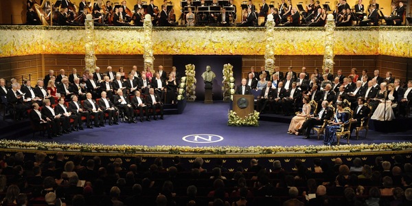 ++ Nobel per l'economia a Robert E. Hall e Michael Woodford ++